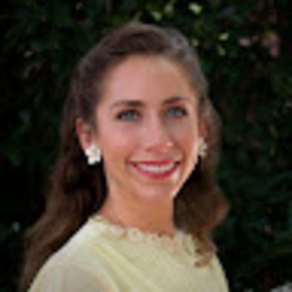 Meet your Posher, Katie - Picture 1 of 1